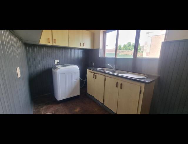 3 BEDROOM PROPERTY TO RENT IN DANA BAY